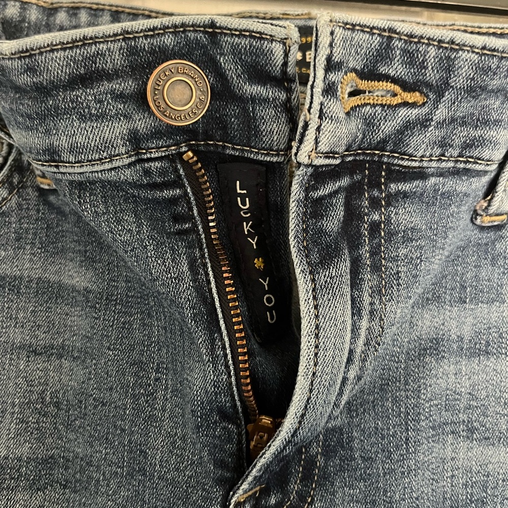 Lucky Brand Classic Blue Jeans